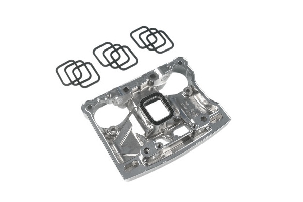 DS174413 (Cometic Inner Rocker Cover Gasket)